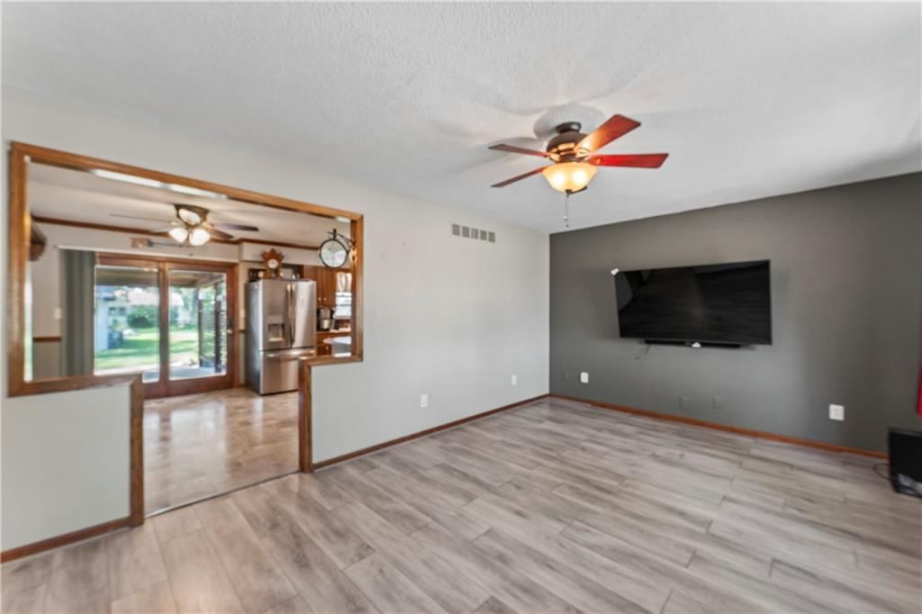 1216 S Saint Louis Street — photo 31