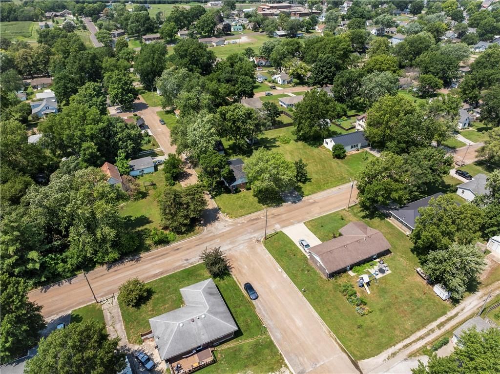 1216 S Saint Louis Street — photo 36