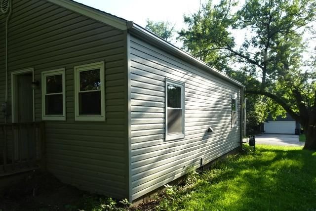 Photo 9 of 11 - 520 S Mead Street