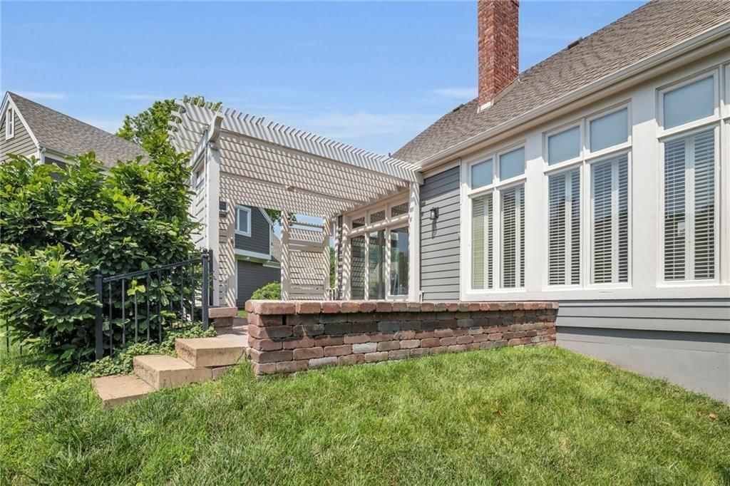 12428 Cambridge Circle — photo 46