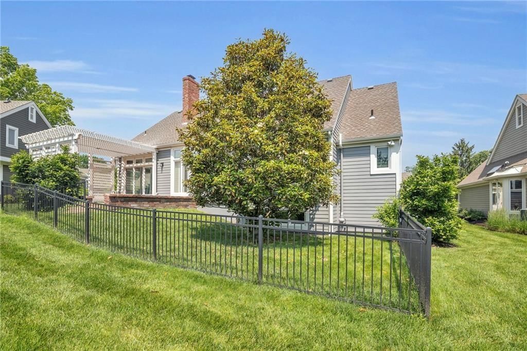 12428 Cambridge Circle — photo 49