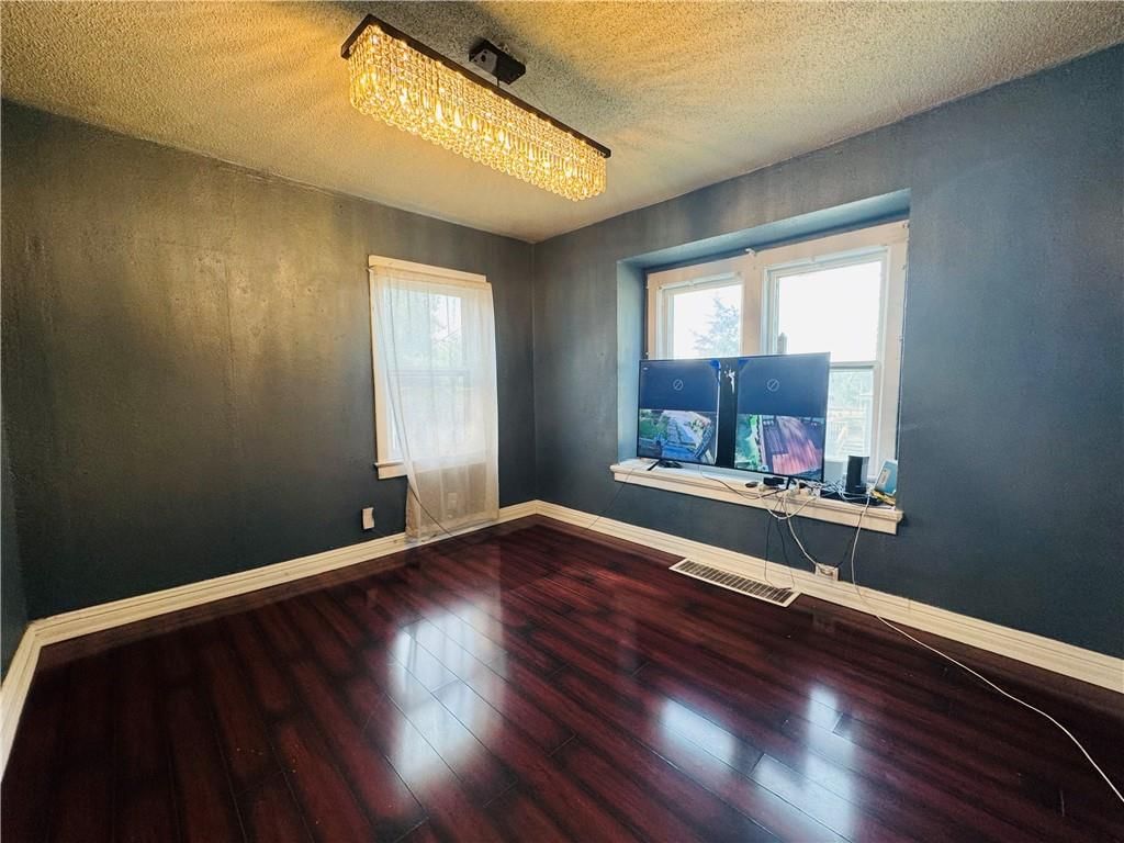 401 N Hardesty Avenue — photo 4