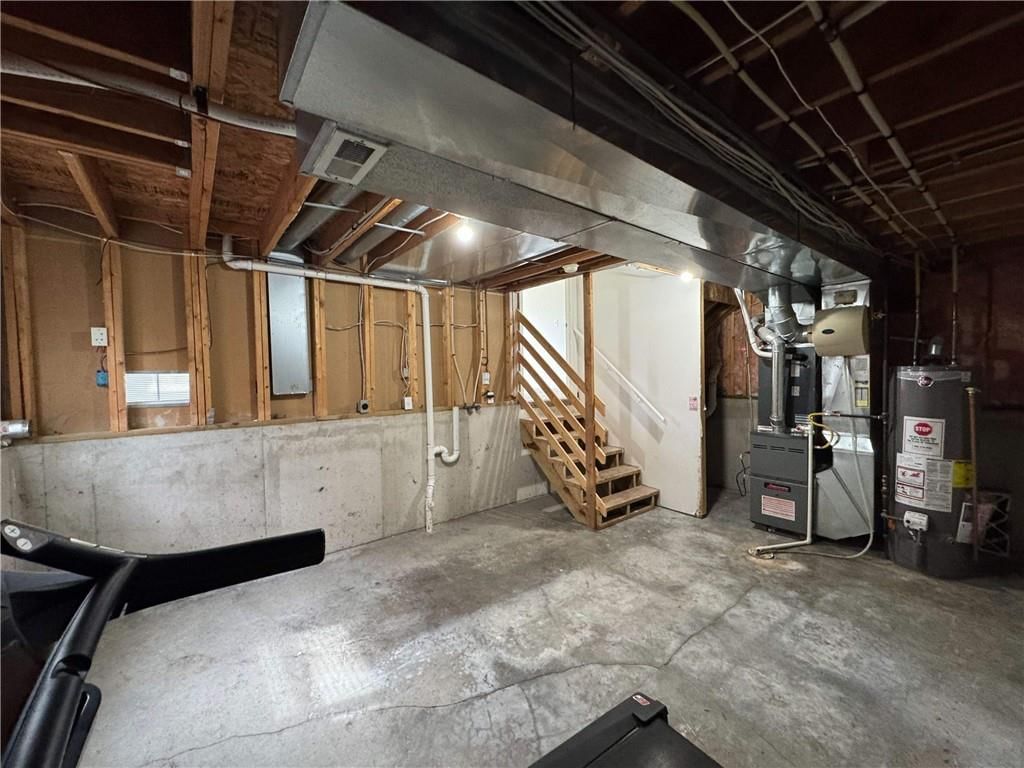 Photo 36 of 44 - 18881 W 160th Terrace