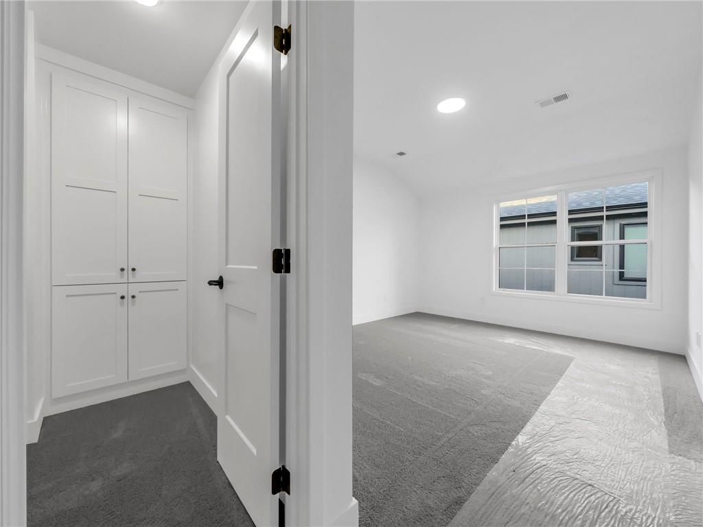 2207 W 47th Terrace — photo 21