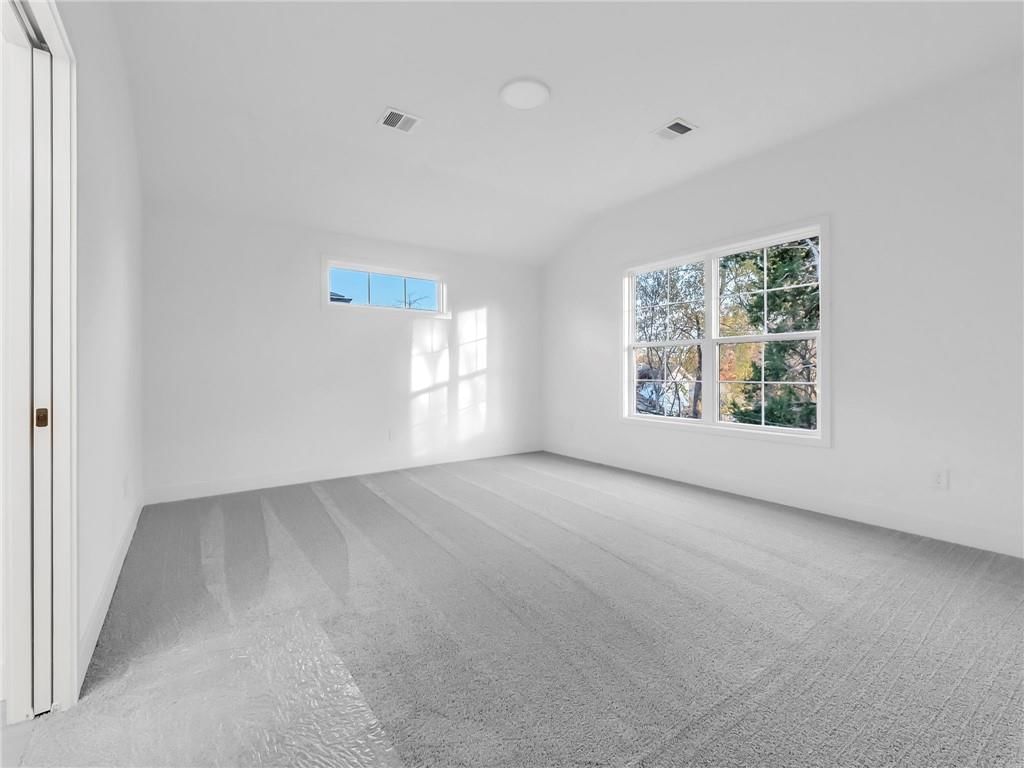 2207 W 47th Terrace — photo 22