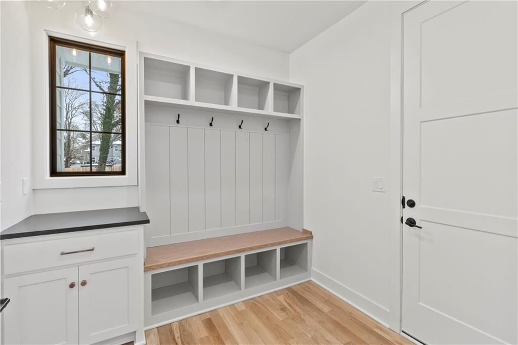 Photo 22 of 47 - 3523 W 74th Street