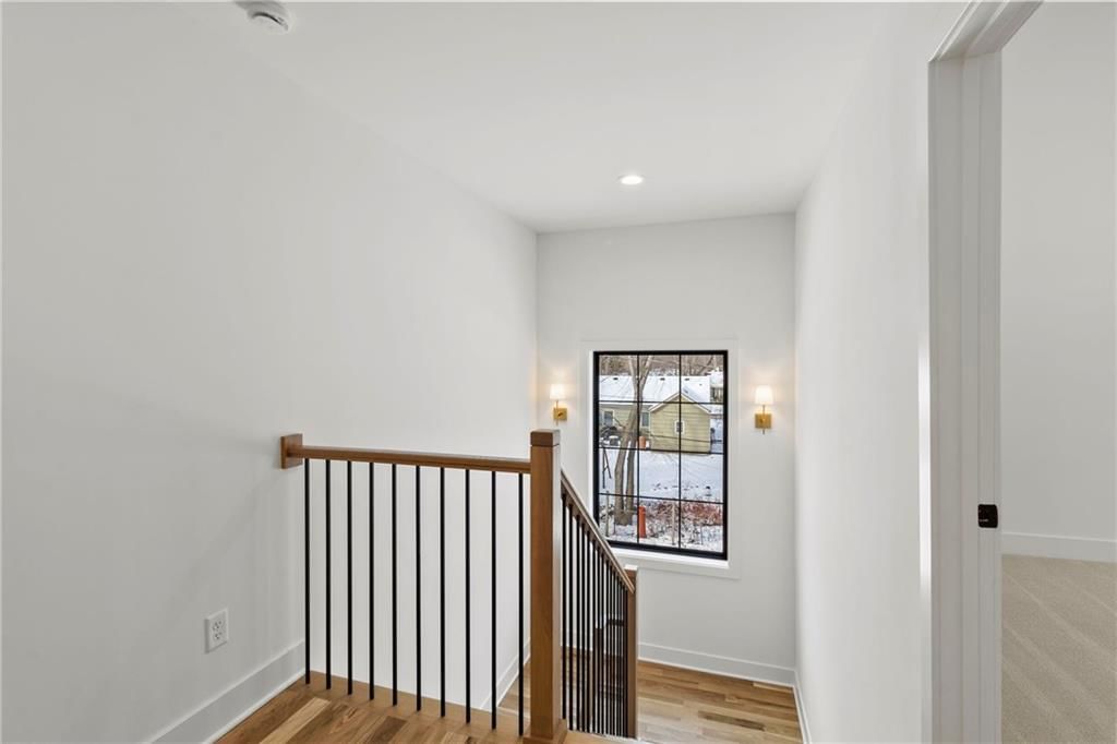 Photo 23 of 47 - 3523 W 74th Street