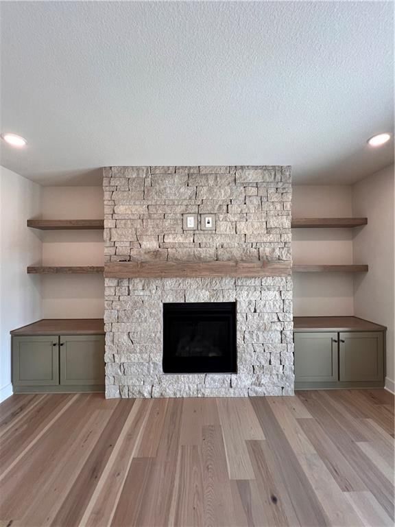 Photo 11 of 53 - 16360 Spring Valley Street