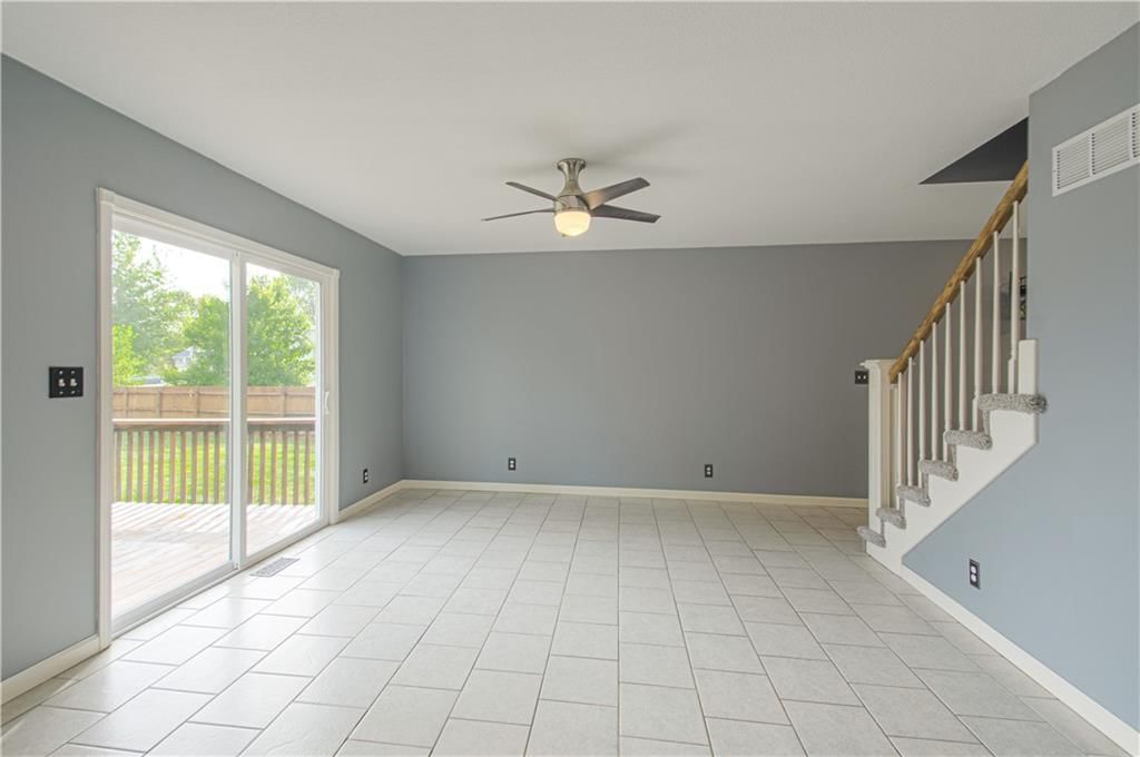Photo 9 of 41 - 2212 Blue Bell Terrace