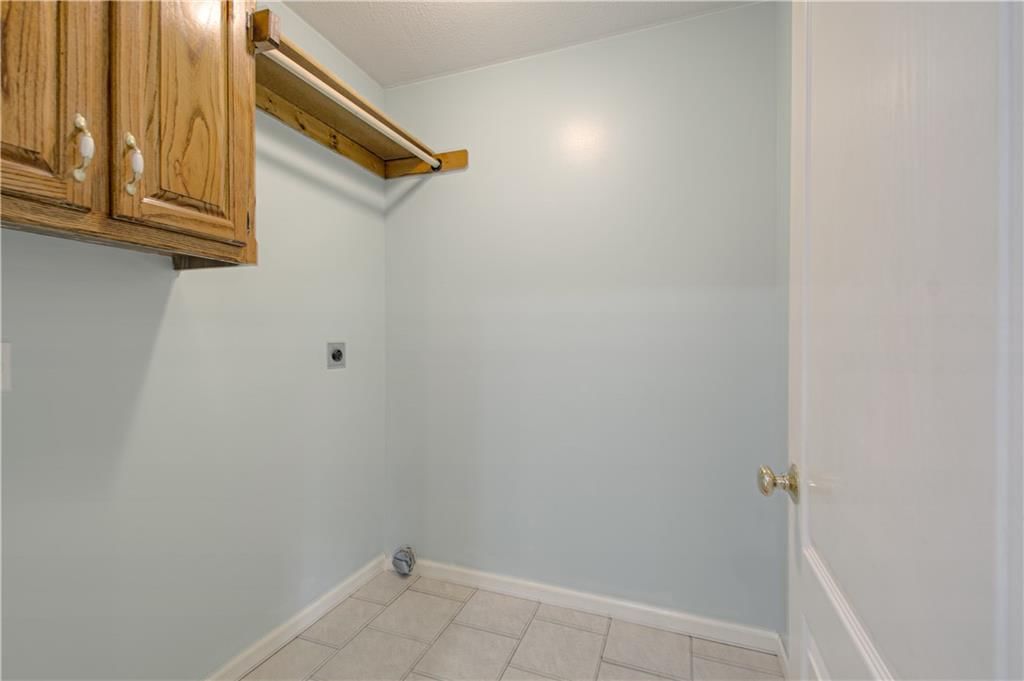 Photo 13 of 41 - 2212 Blue Bell Terrace