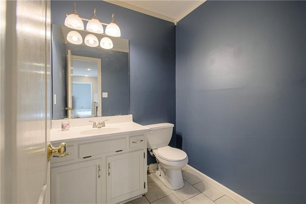 Photo 14 of 41 - 2212 Blue Bell Terrace