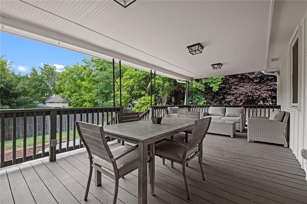 Photo 45 of 52 - 4404 W 93rd Street