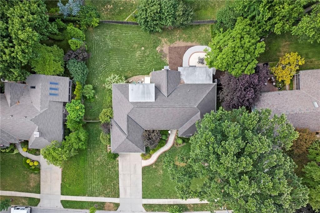 Photo 51 of 52 - 4404 W 93rd Street