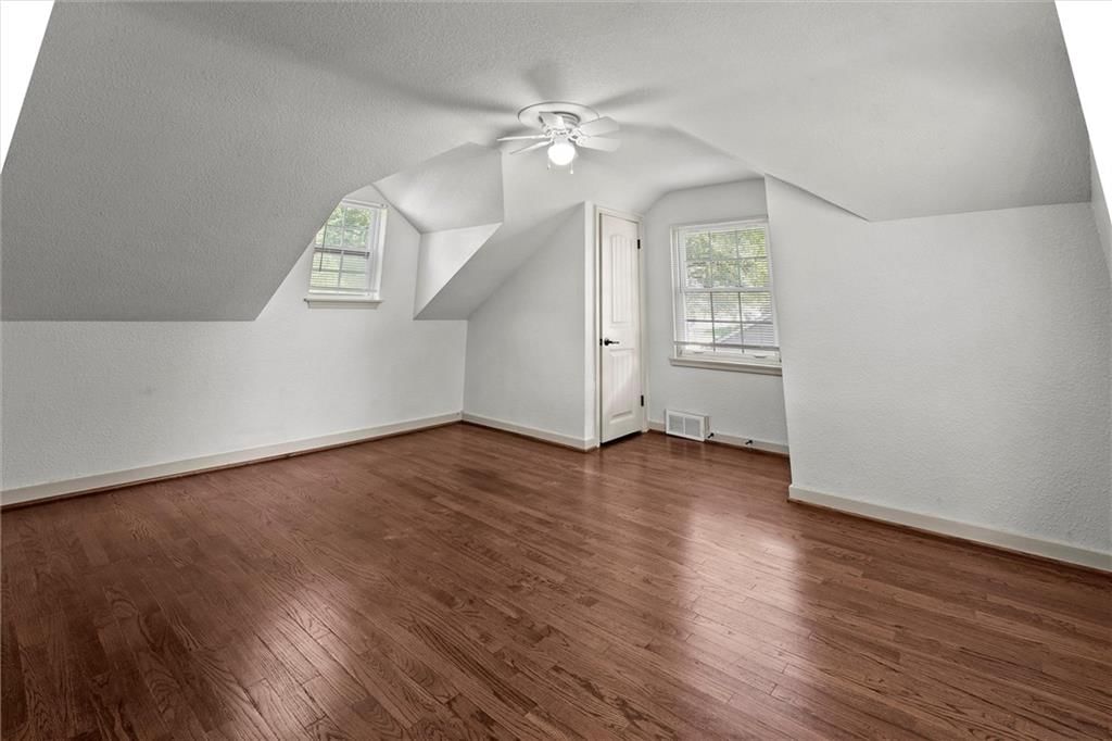 Photo 21 of 30 - 507 NE 44TH Street