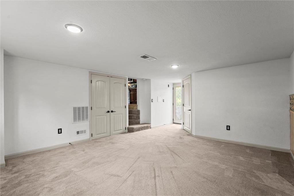 Photo 24 of 30 - 507 NE 44TH Street