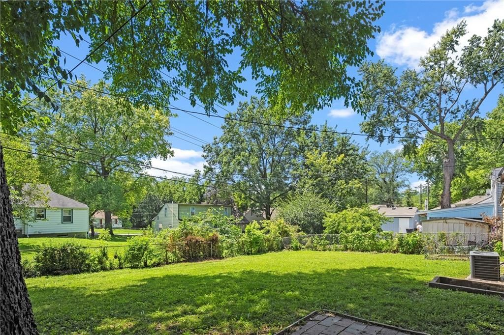 Photo 26 of 30 - 507 NE 44TH Street