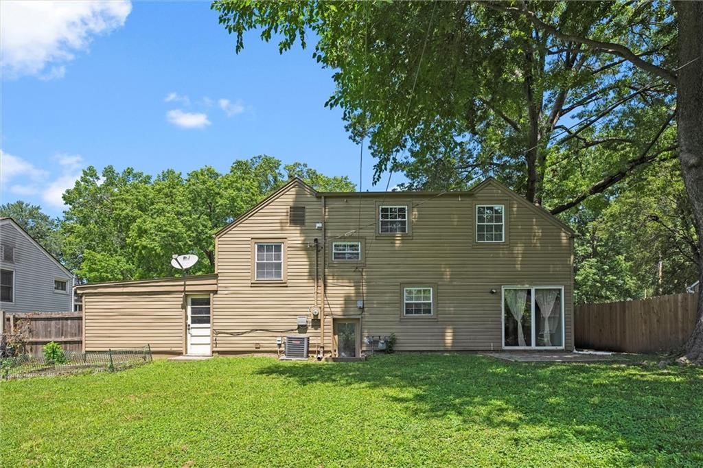 Photo 29 of 30 - 507 NE 44TH Street