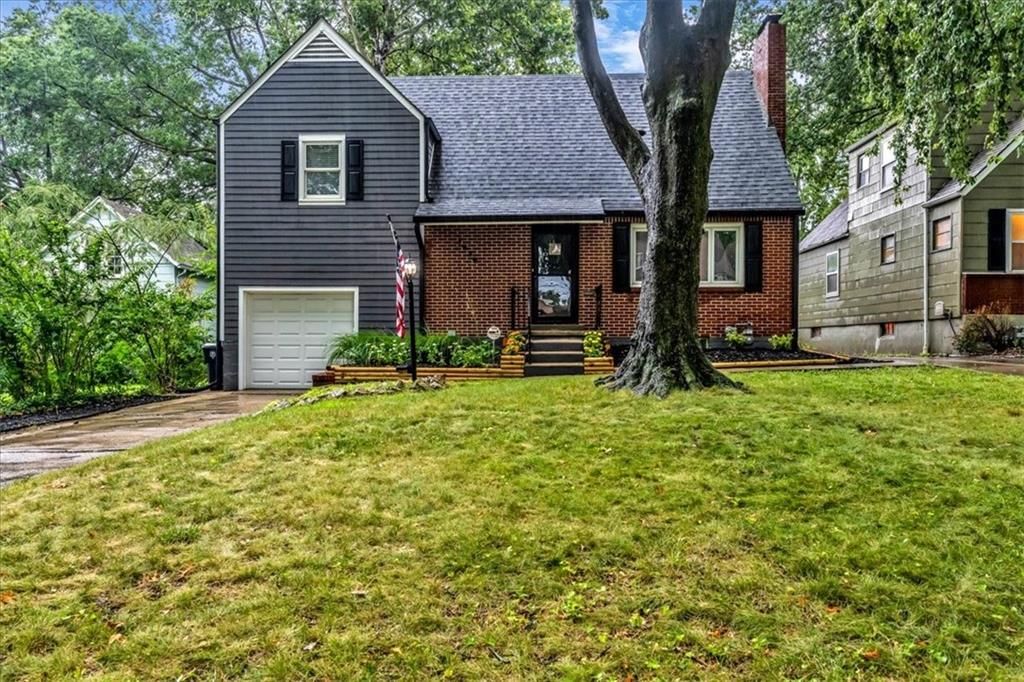 Photo 1 of 34 - 7538 Locust Street