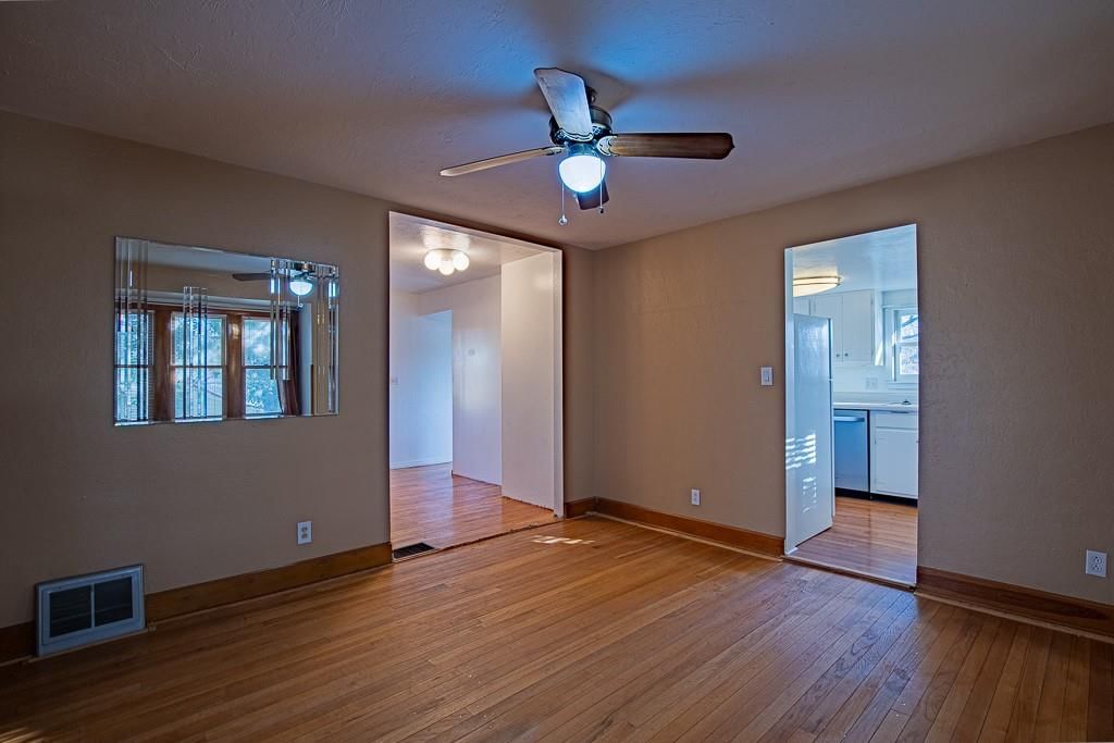11813 & 11815 E Scarritt Avenue — photo 29