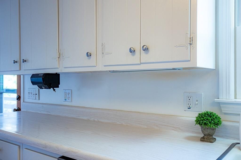 11813 & 11815 E Scarritt Avenue — photo 40