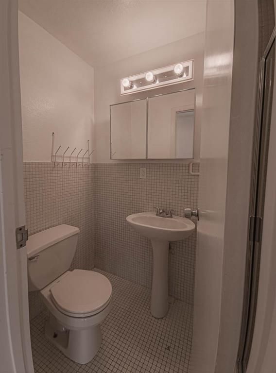 11813 & 11815 E Scarritt Avenue — photo 45