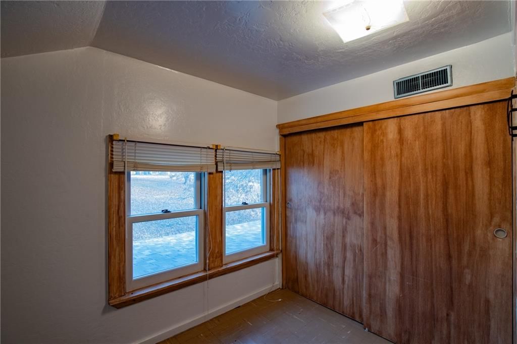 11813 & 11815 E Scarritt Avenue — photo 55