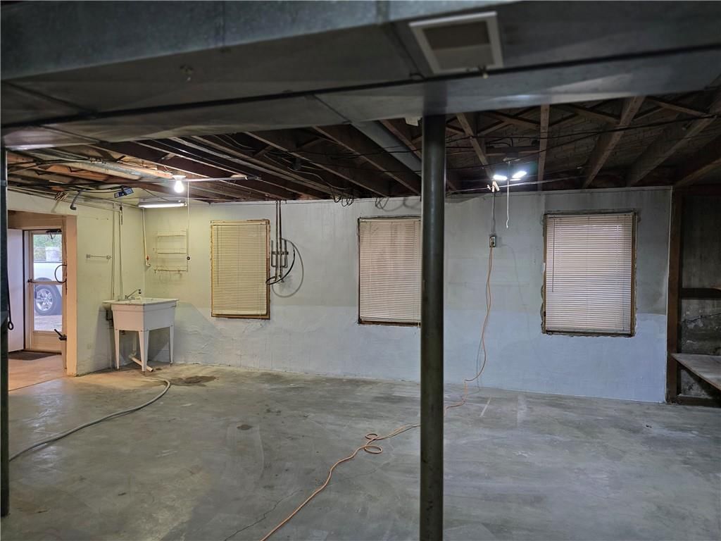 11813 & 11815 E Scarritt Avenue — photo 71