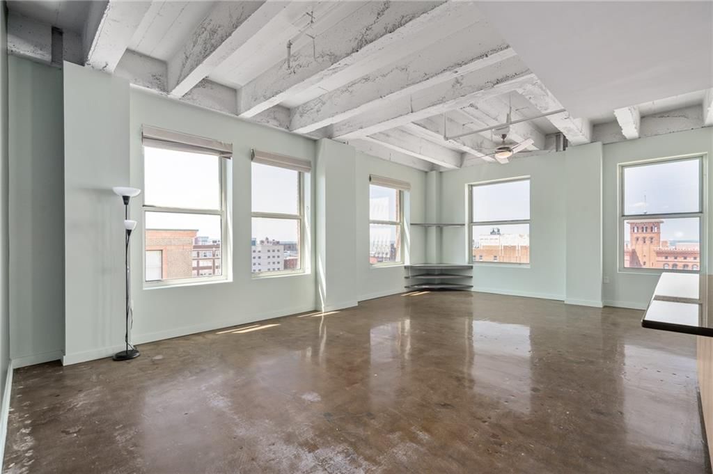 21 W 10th Street — photo 10