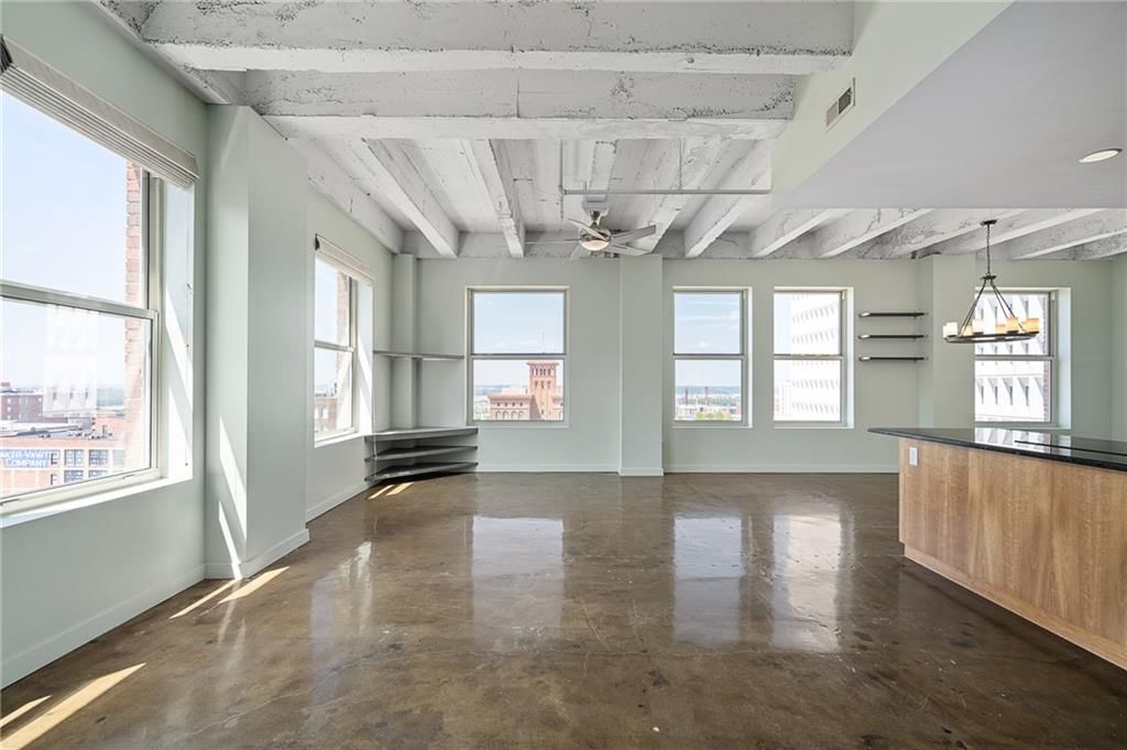21 W 10th Street — photo 12