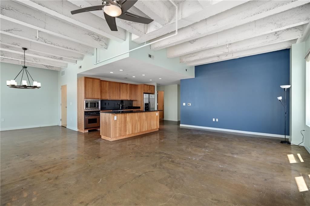 21 W 10th Street — photo 15
