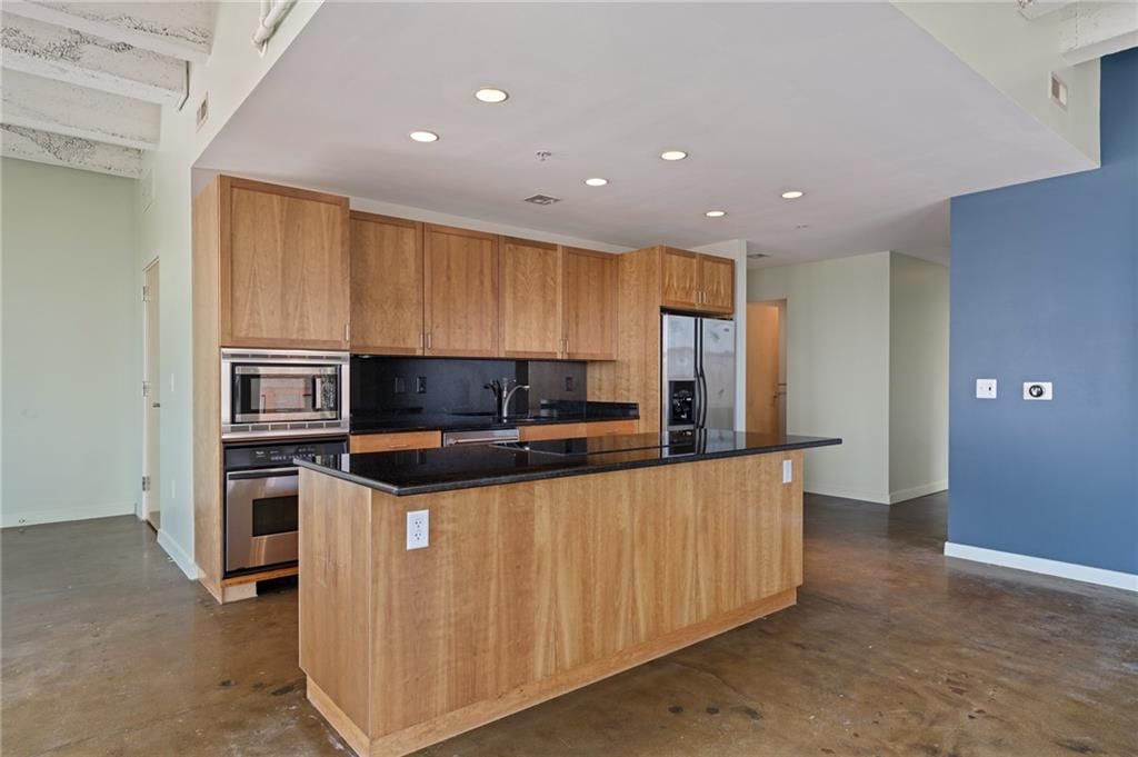 21 W 10th Street — photo 16