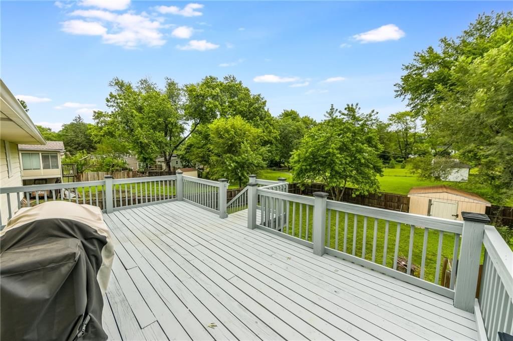 Photo 9 of 37 - 6727 Quivira Road