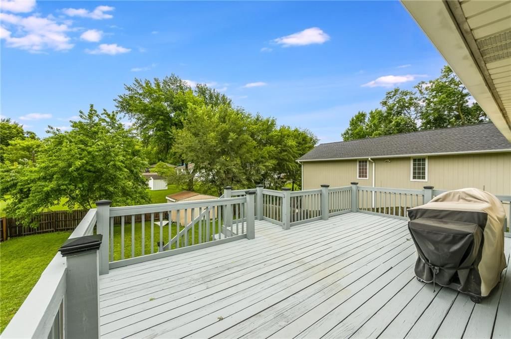 Photo 10 of 37 - 6727 Quivira Road