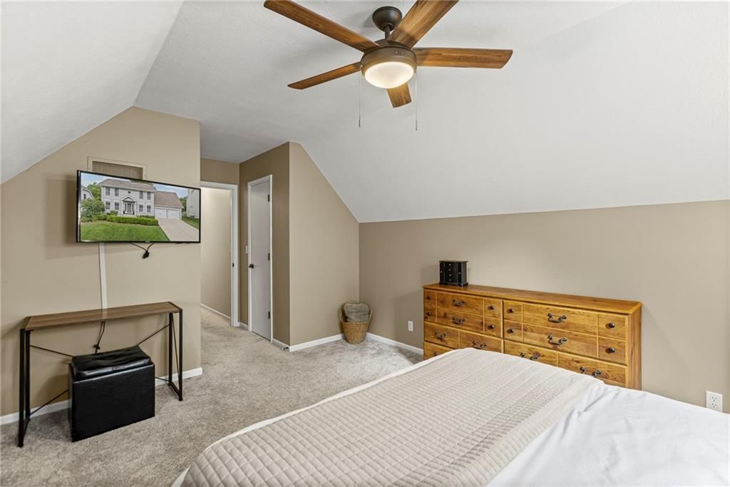 11425 MARTY Street — photo 33