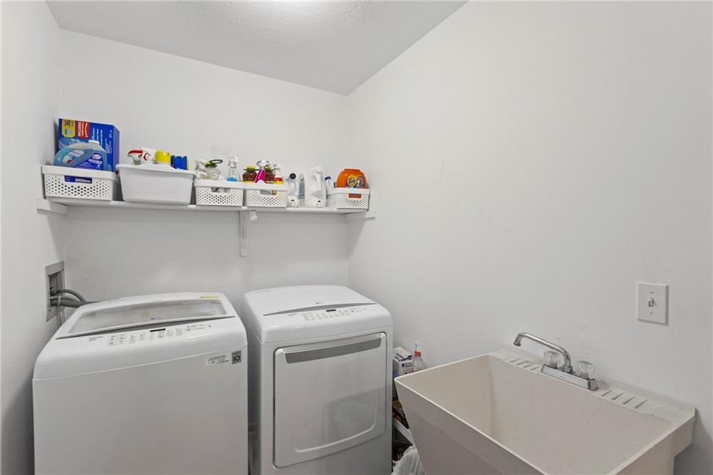 11425 MARTY Street — photo 34