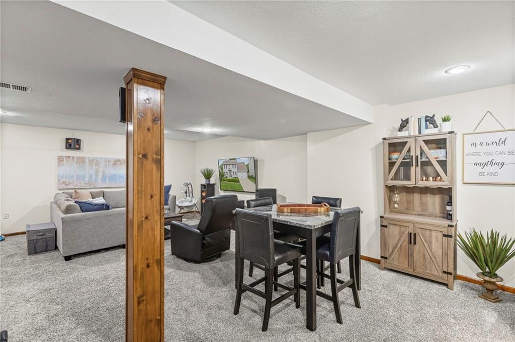 11425 MARTY Street — photo 36