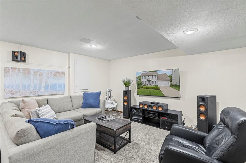 11425 MARTY Street — photo 38