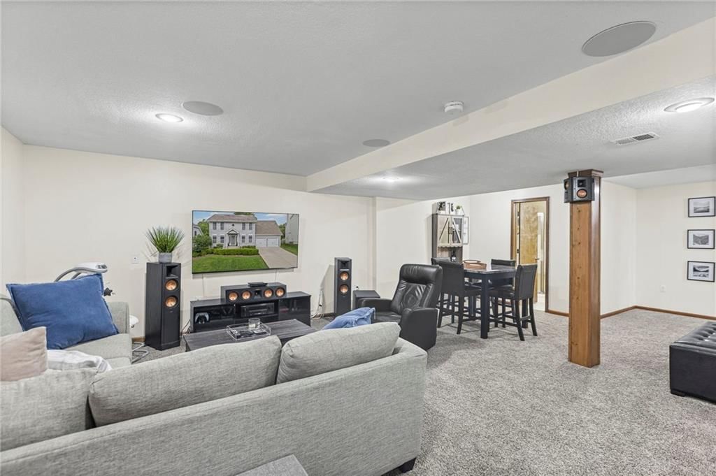 11425 MARTY Street — photo 39