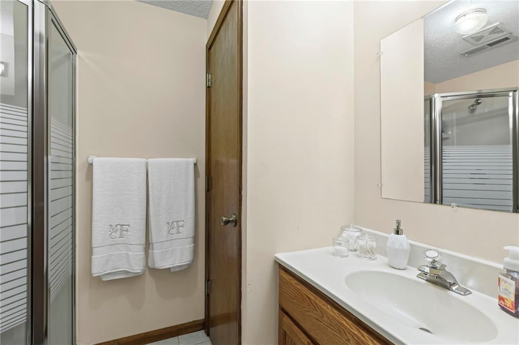 11425 MARTY Street — photo 43