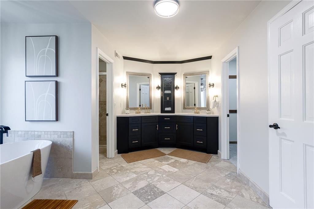 101 NW 44th Street — photo 14