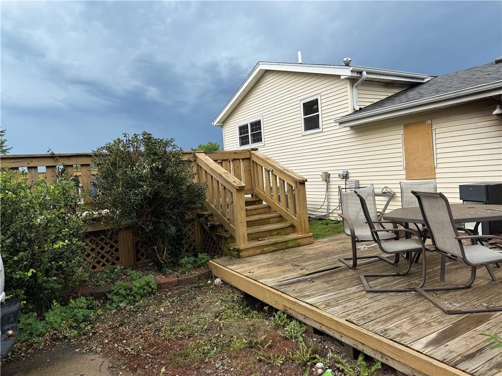 Photo 6 of 13 - 5705 S 16th Street
