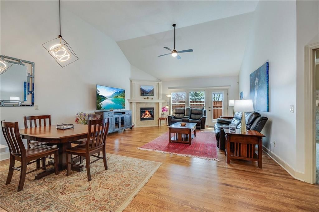 801 NE Lone Hill Drive — photo 10
