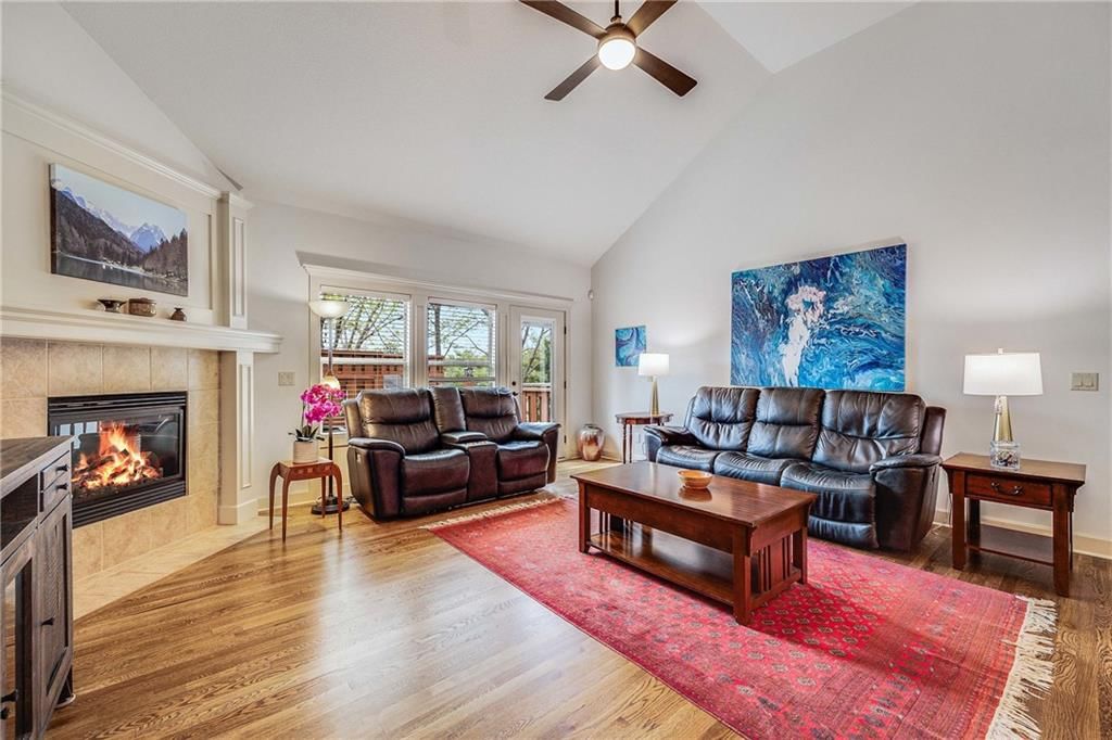 801 NE Lone Hill Drive — photo 12