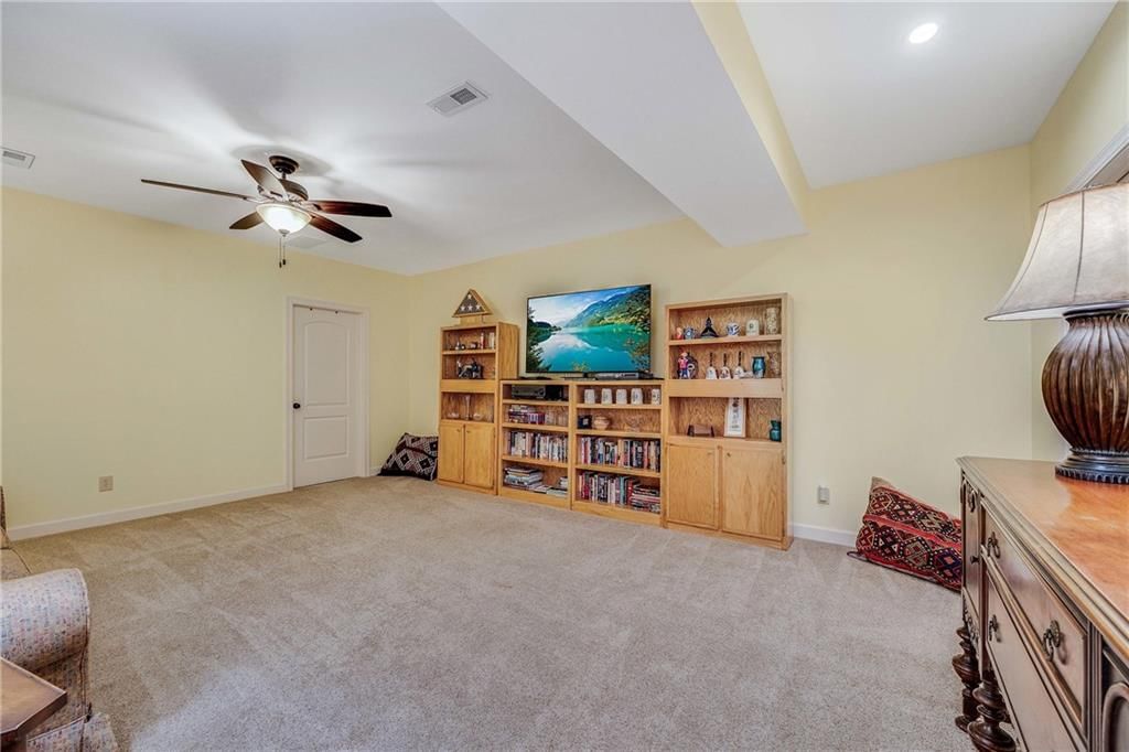 801 NE Lone Hill Drive — photo 24