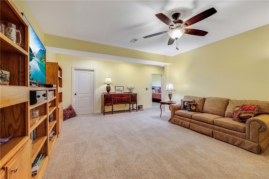 801 NE Lone Hill Drive — photo 25