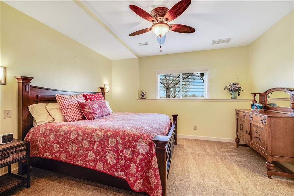 801 NE Lone Hill Drive — photo 26