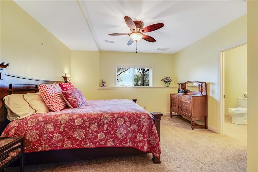801 NE Lone Hill Drive — photo 27