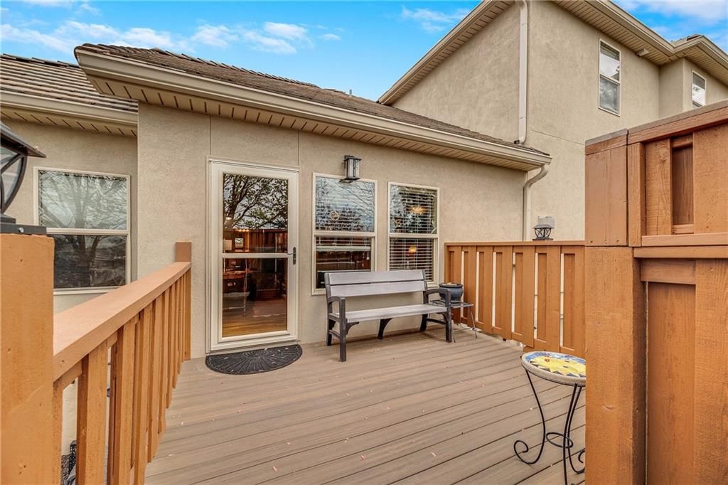 801 NE Lone Hill Drive — photo 31