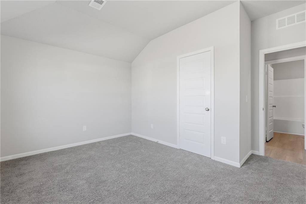 543 W Lanesfield Street — photo 26