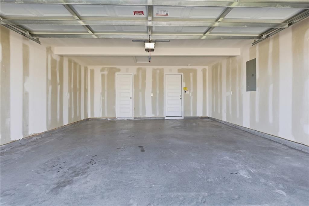 543 W Lanesfield Street — photo 28